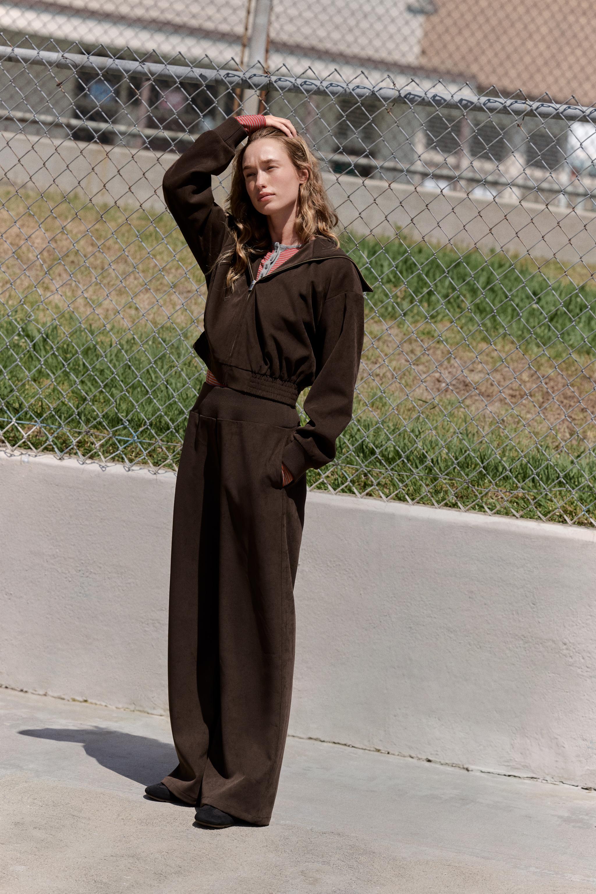 WIDE-LEG RIBBED-WAIST PANTS